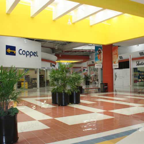 Centro Comercial, En Renta, Carr. Naucalpan-Toluca N°1101 esq. Blvd. Adolfo López Mateos, ID  1170, San Mateo Otzacatipán , Otzacatipán , Estado de México, Mexico, 50200,