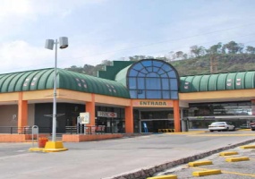 Centro Comercial, En Renta, Av. Alcanfores N°60 , ID  1179, Jardines de San Mateo , Naucalpan , Estado de México, Mexico, 53240,